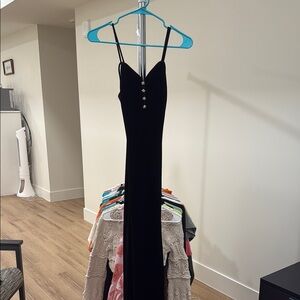Black Sleeveless Bodycon Maxi Dress